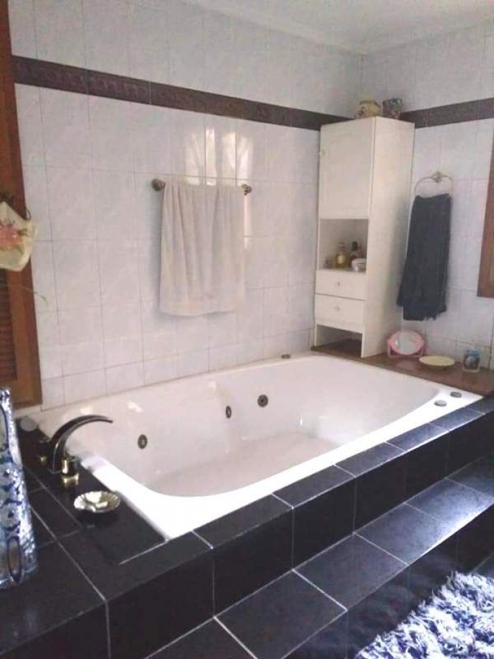 CHALET EN VENTA ,4 AMBIENTES, BOSQUE PERALTA RAMOS