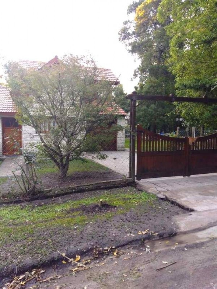 CHALET EN VENTA ,4 AMBIENTES, BOSQUE PERALTA RAMOS