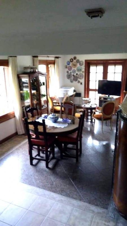 CHALET EN VENTA ,4 AMBIENTES, BOSQUE PERALTA RAMOS