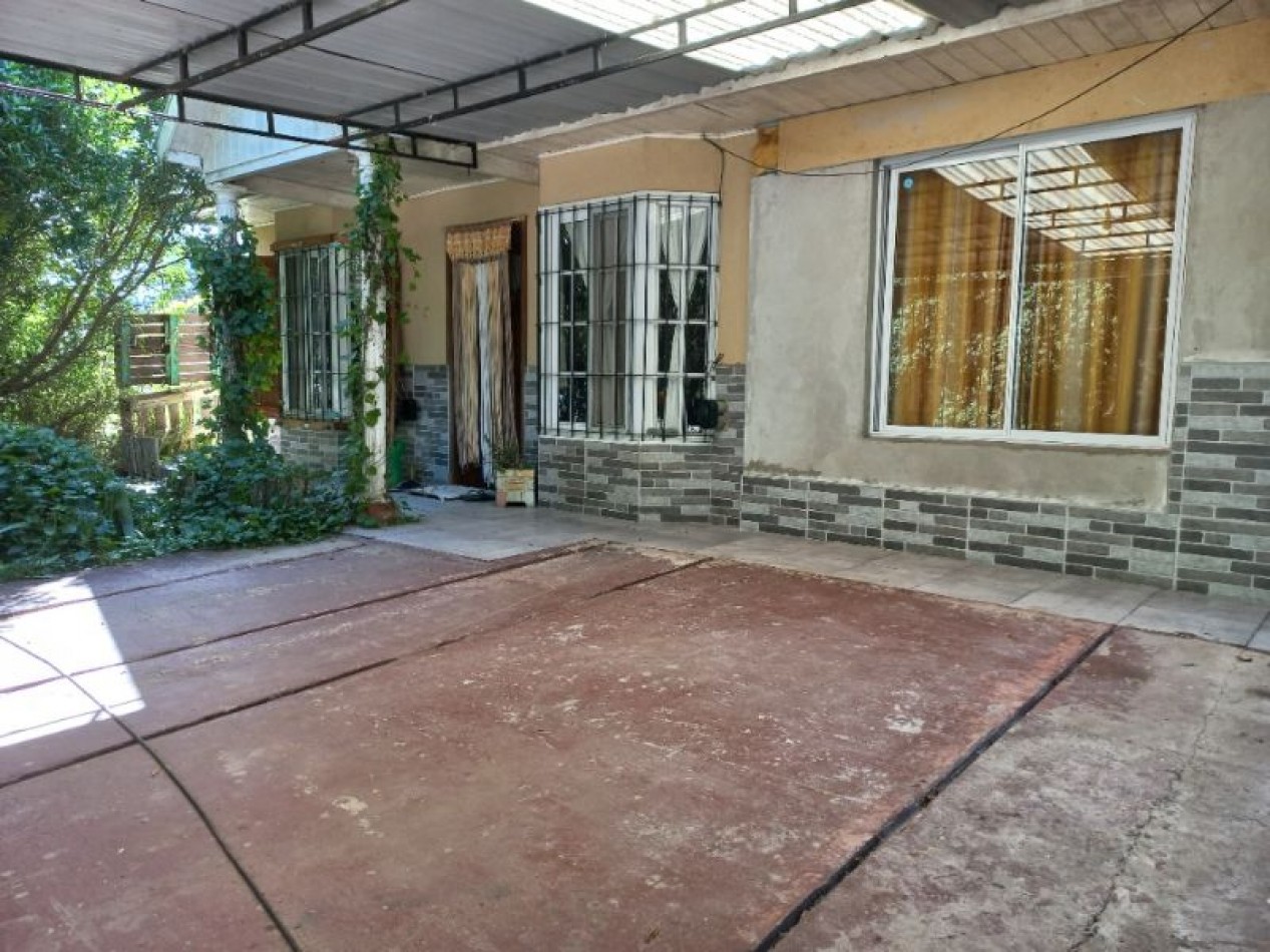 VENTA - DOS CASAS EN BLOCK INDEPENDIENTES 