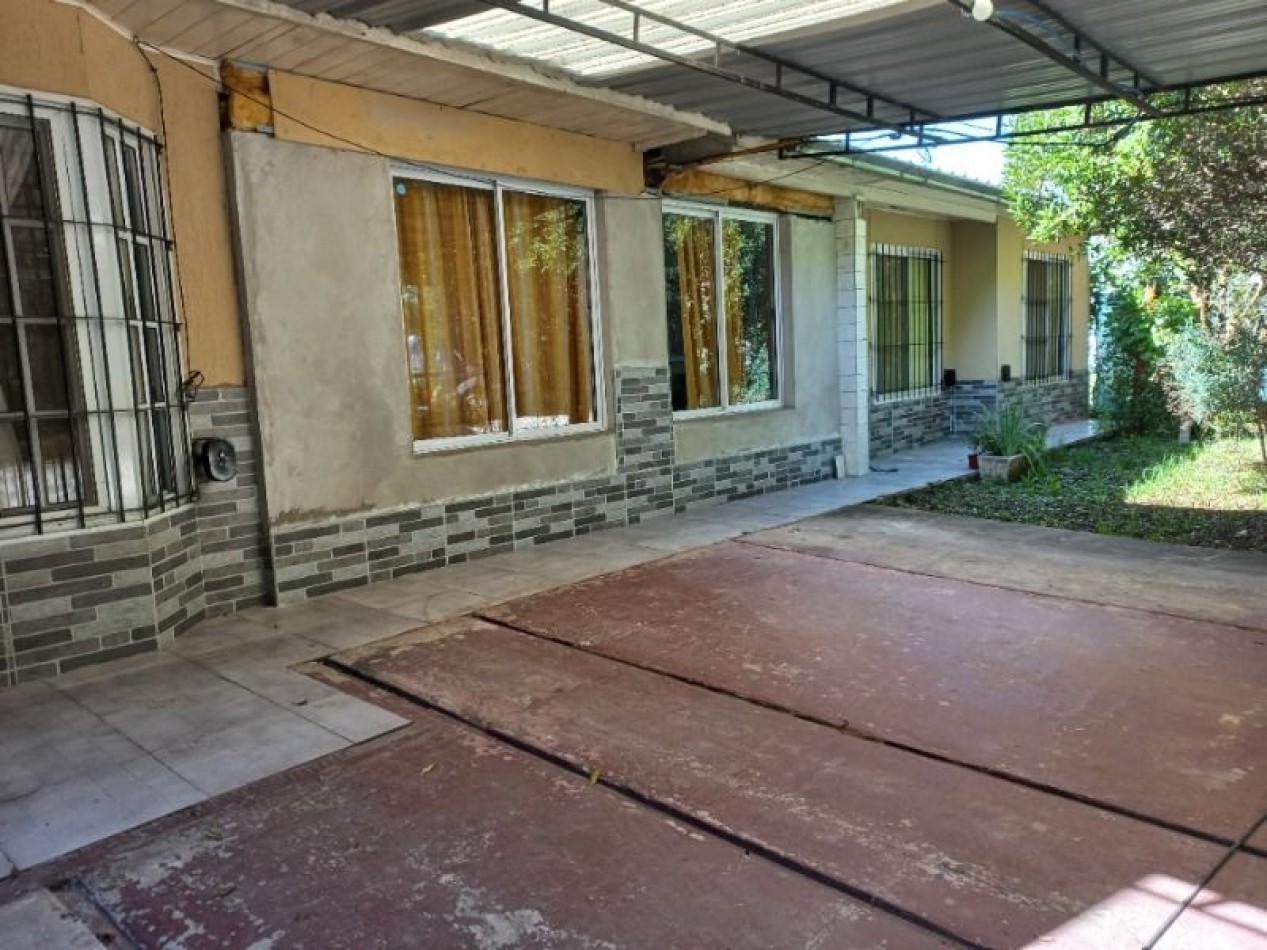 VENTA - DOS CASAS EN BLOCK INDEPENDIENTES 