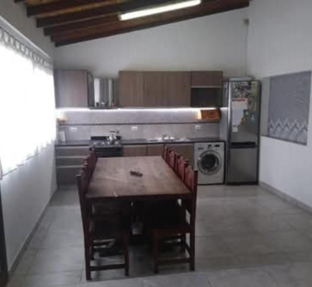 Casa 4 ambientes con departamento Punta Mogotes