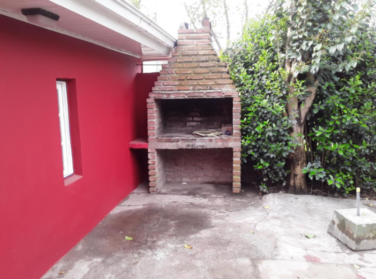 PH-CASA 4 ambientes en venta