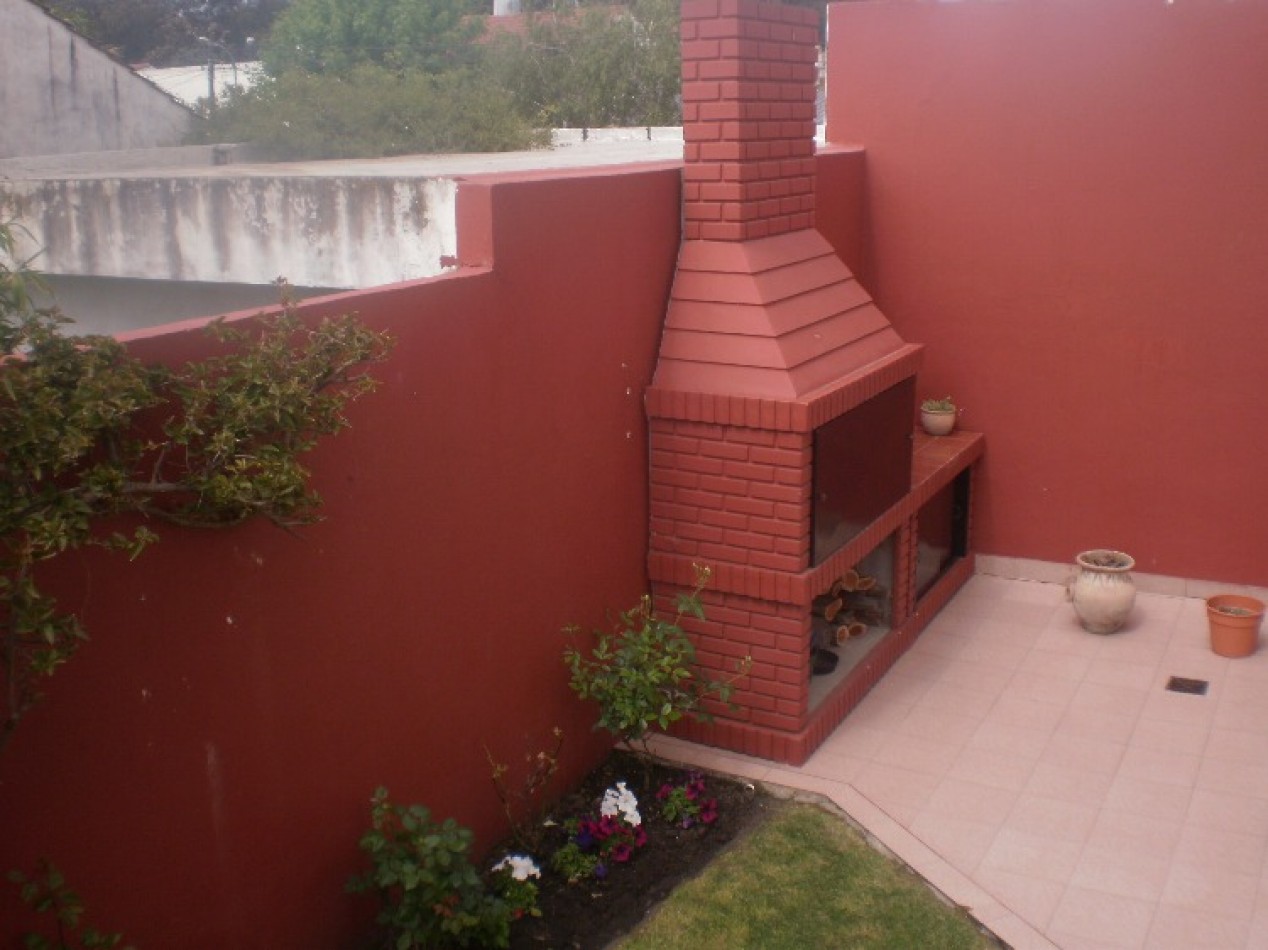 Chalet en Venta Punta Mogotes sobre Avenida