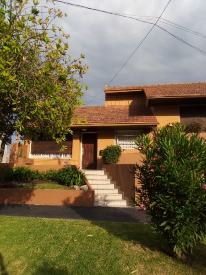Chalet en Venta Punta Mogotes sobre Avenida
