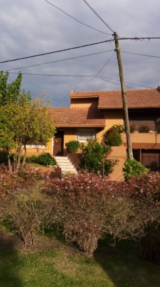 Chalet en Venta Punta Mogotes sobre Avenida