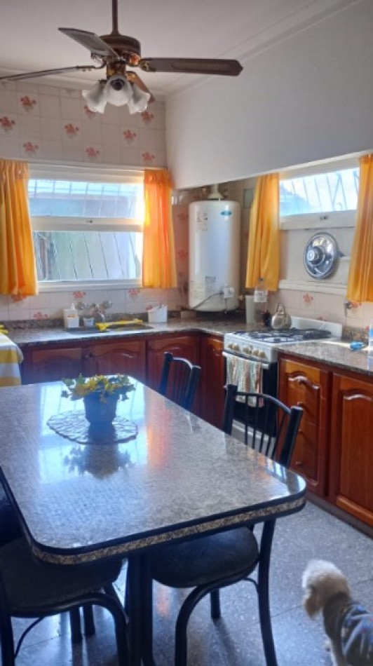Casa Chalet- Venta en Block