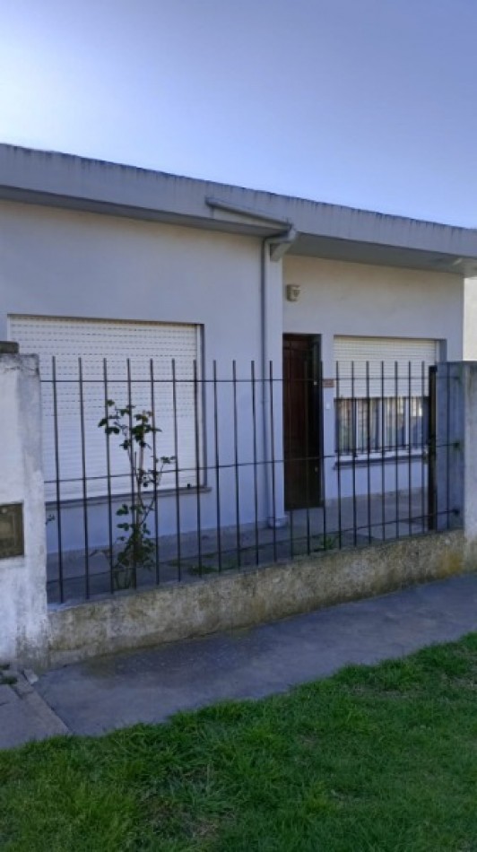 Casa Chalet- Venta en Block