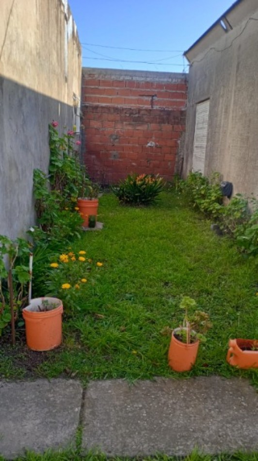 Casa Chalet- Venta en Block