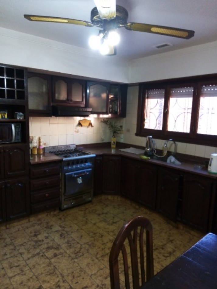 Chalet 6 Ambientes en Colinas de Peralta Ramos