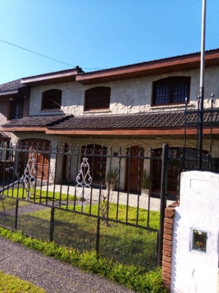 Chalet 6 Ambientes en Colinas de Peralta Ramos