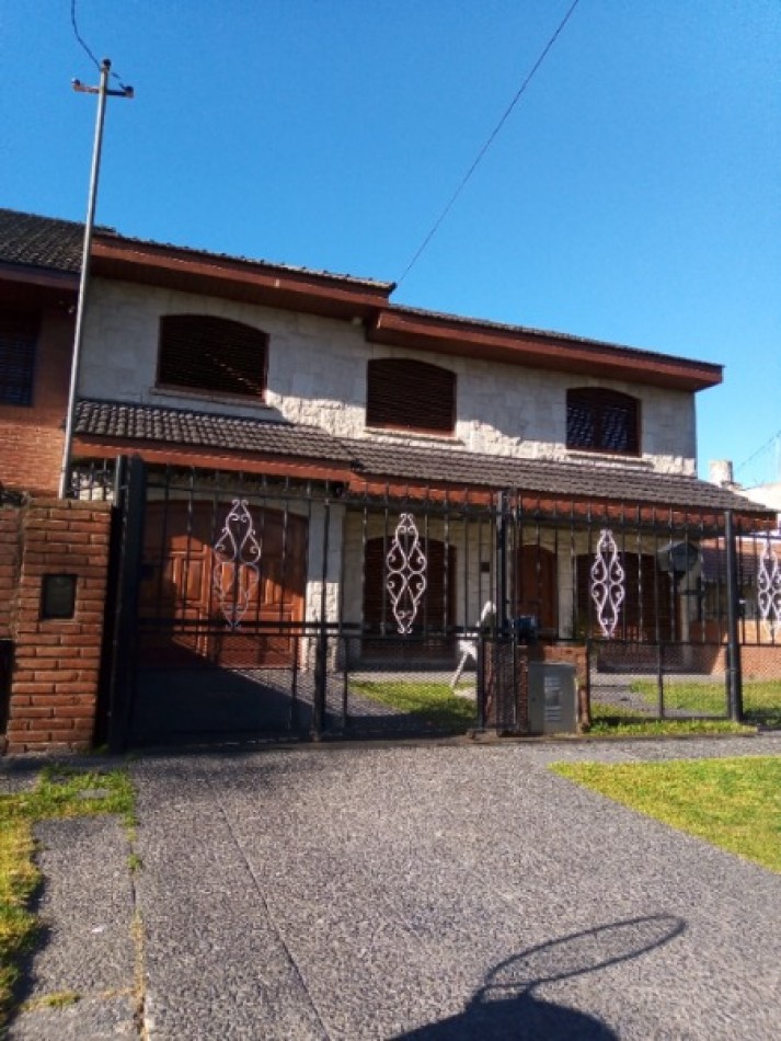 Chalet 6 Ambientes en Colinas de Peralta Ramos