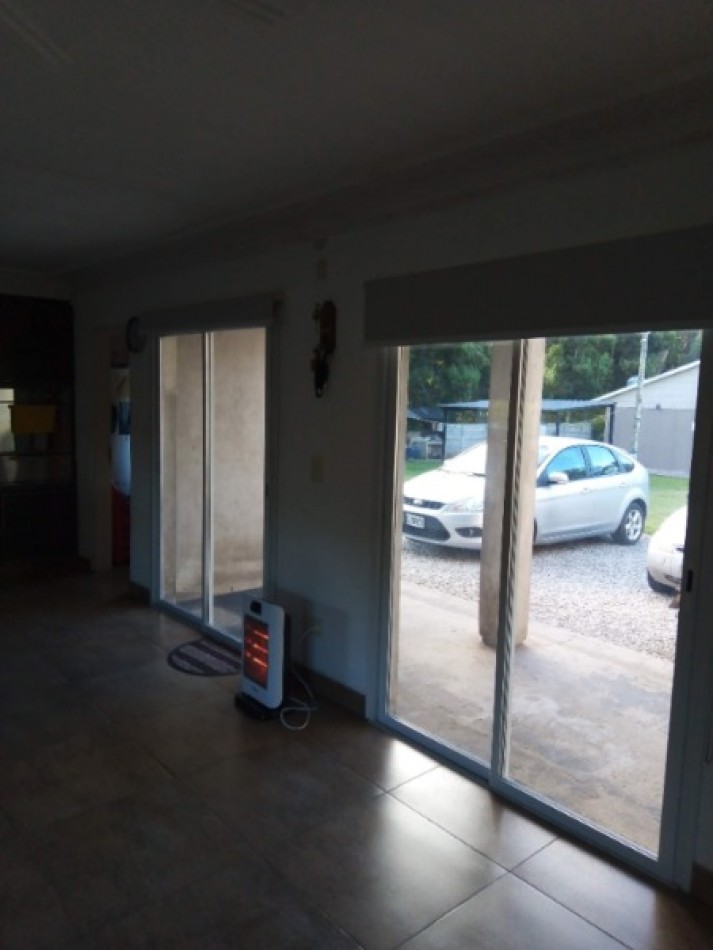Chalet 5 ambientes en Acantilados