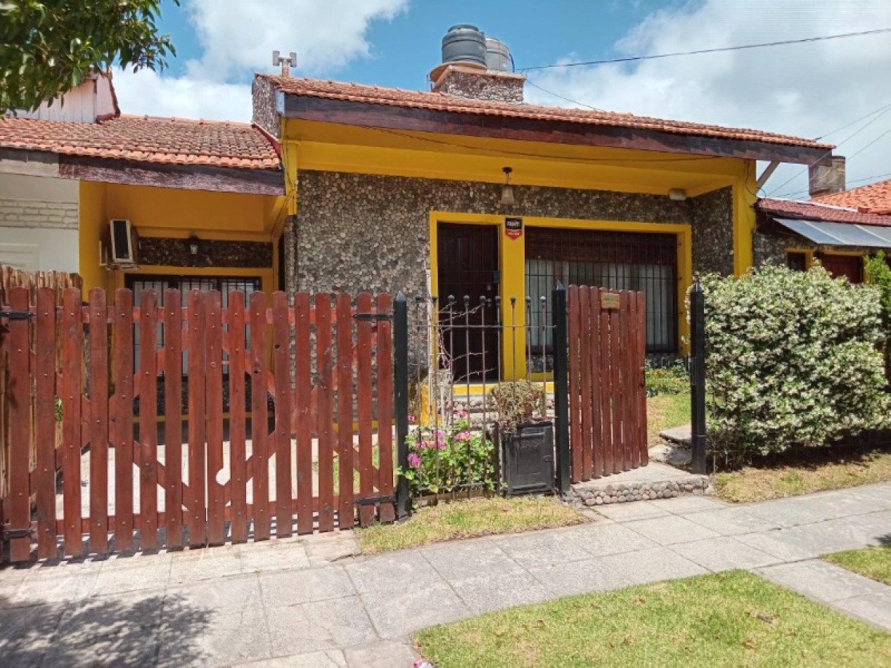 Casa- Chalet en Venta en Mar del Plata, Zona Punta Mogotes a 300m del mar.