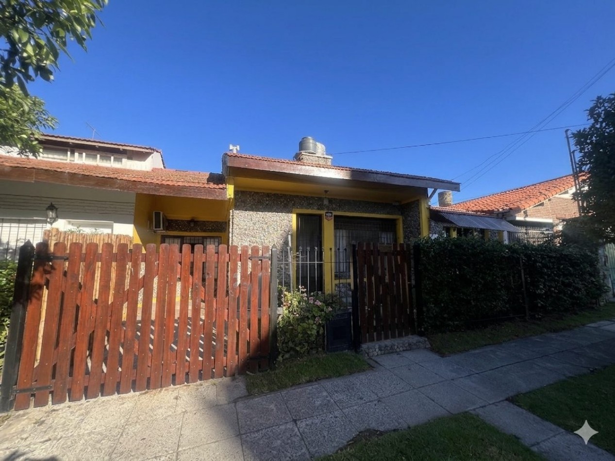 Casa- Chalet en Venta en Mar del Plata, Zona Punta Mogotes a 300m del mar.
