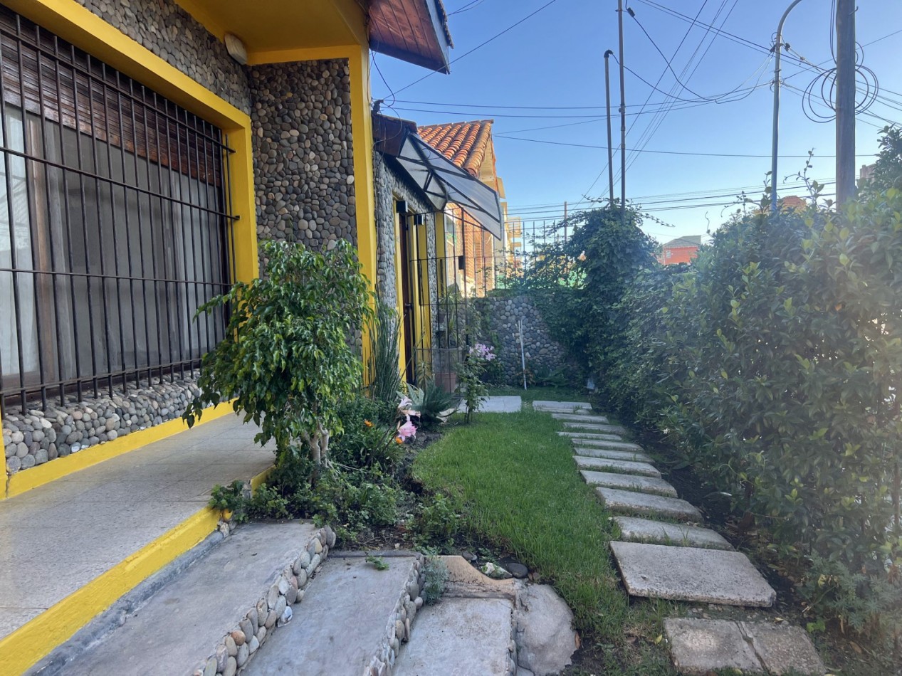 Casa- Chalet en Venta en Mar del Plata, Zona Punta Mogotes a 300m del mar.