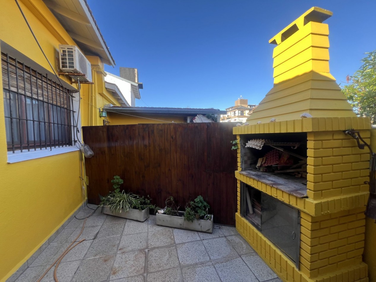 Casa- Chalet en Venta en Mar del Plata, Zona Punta Mogotes a 300m del mar.