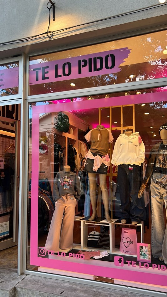 Fondo de comercio - indumentaria de nenas teens
