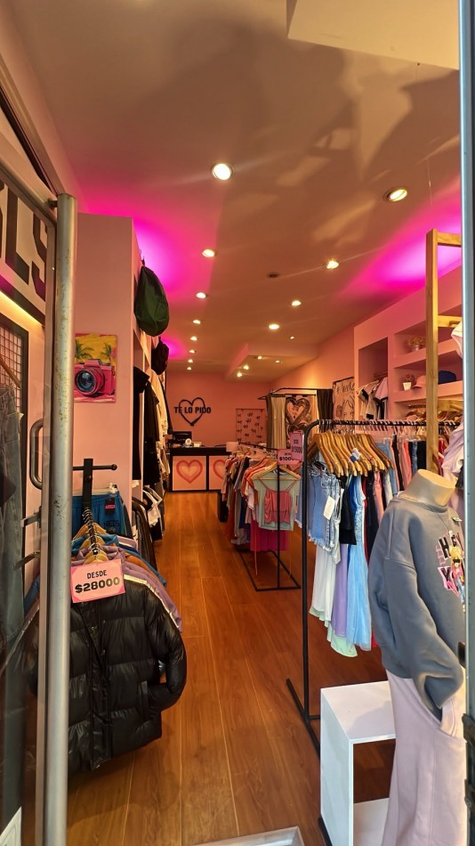 Fondo de comercio - indumentaria de nenas teens