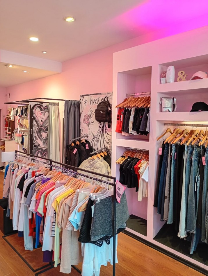 Fondo de comercio - indumentaria de nenas teens