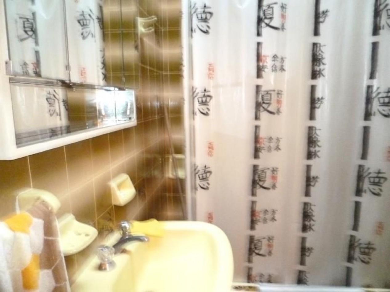 VENTA EN BLOCK (casa al frente mas dpto al fondo con galpon )