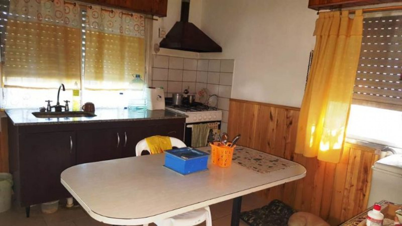 VENTA EN BLOCK (DOS AMPLIAS CASA MAS GALPON )