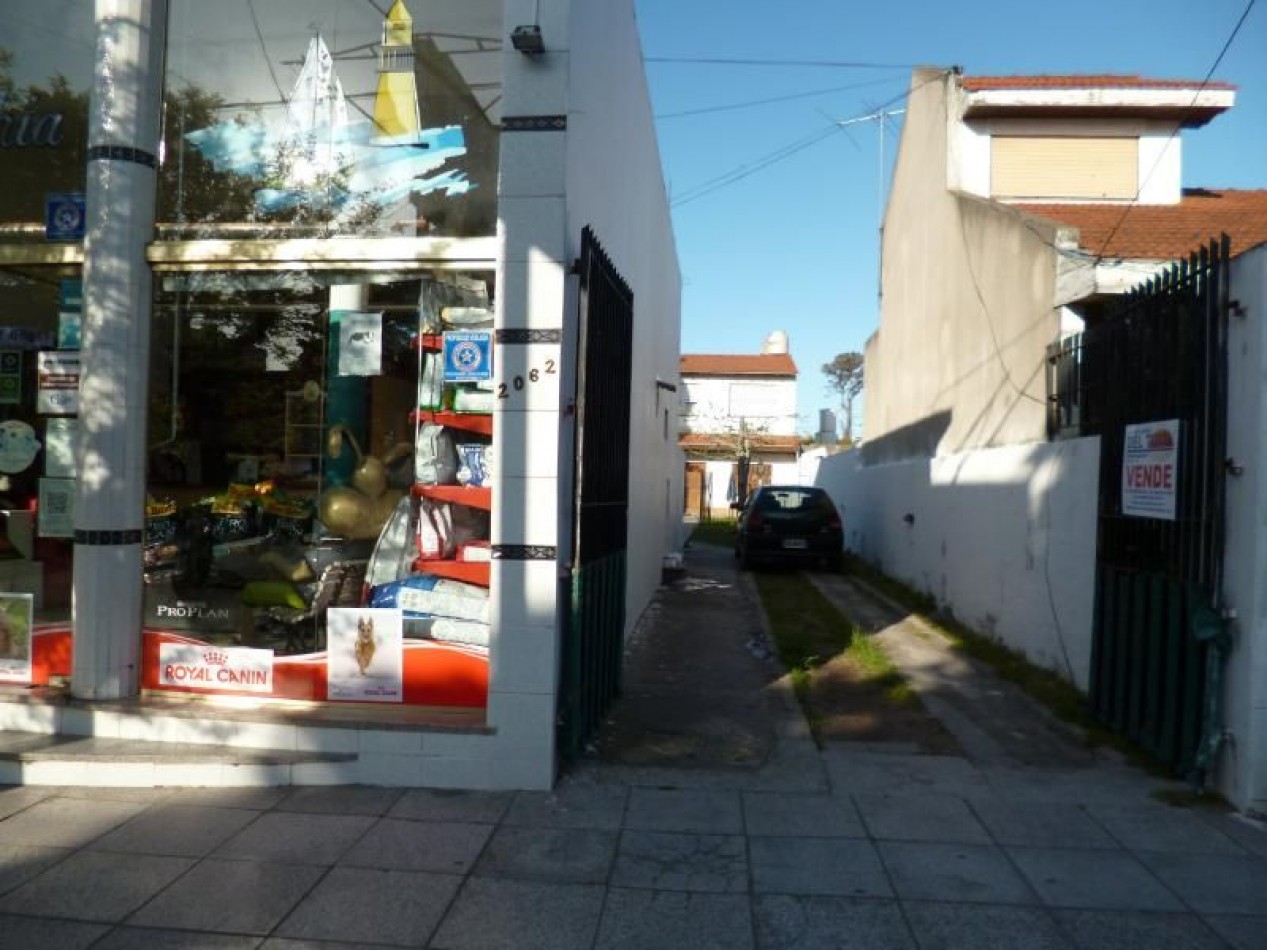 LOCAL CON VIVIENDA (DEPARTAMENTOS)