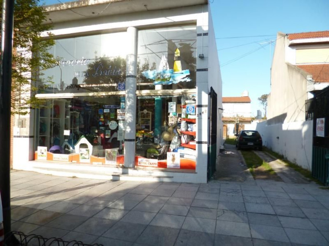 LOCAL CON VIVIENDA (DEPARTAMENTOS)