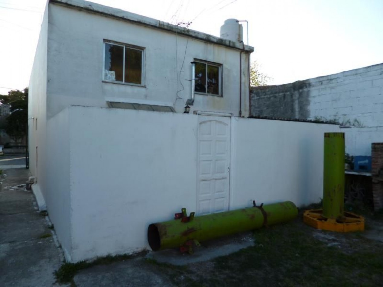 LOCAL CON VIVIENDA (DEPARTAMENTOS)