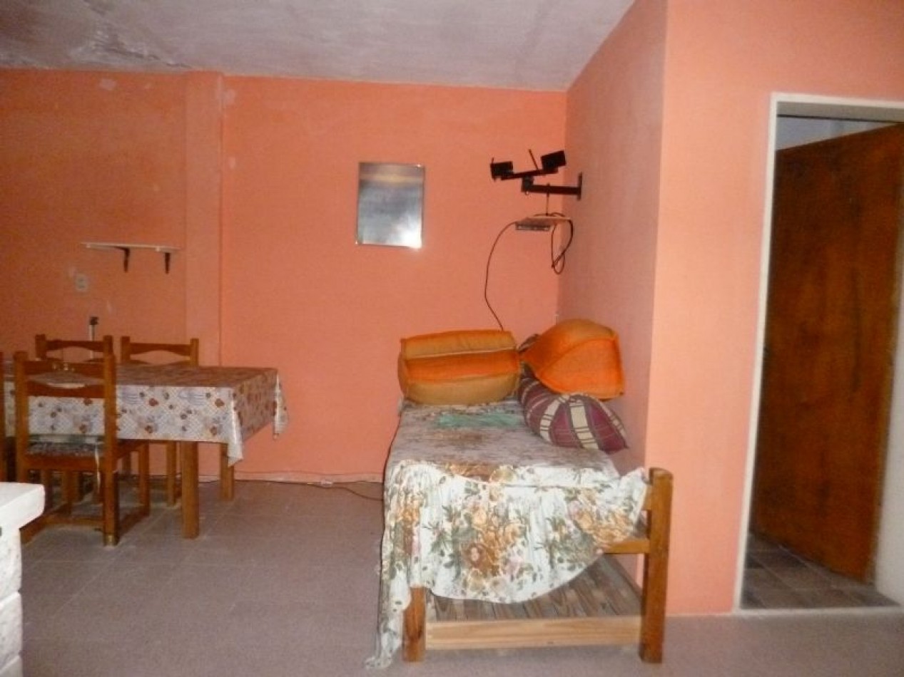 LOCAL CON VIVIENDA 