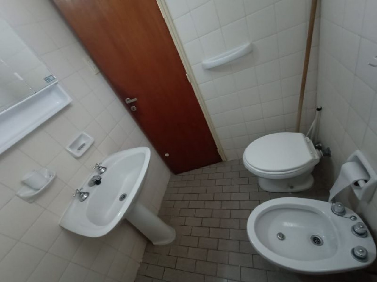 Departamento en Venta,2 AMBIENTES ,3o PISO DPTO:H San Clemente del Tuyu