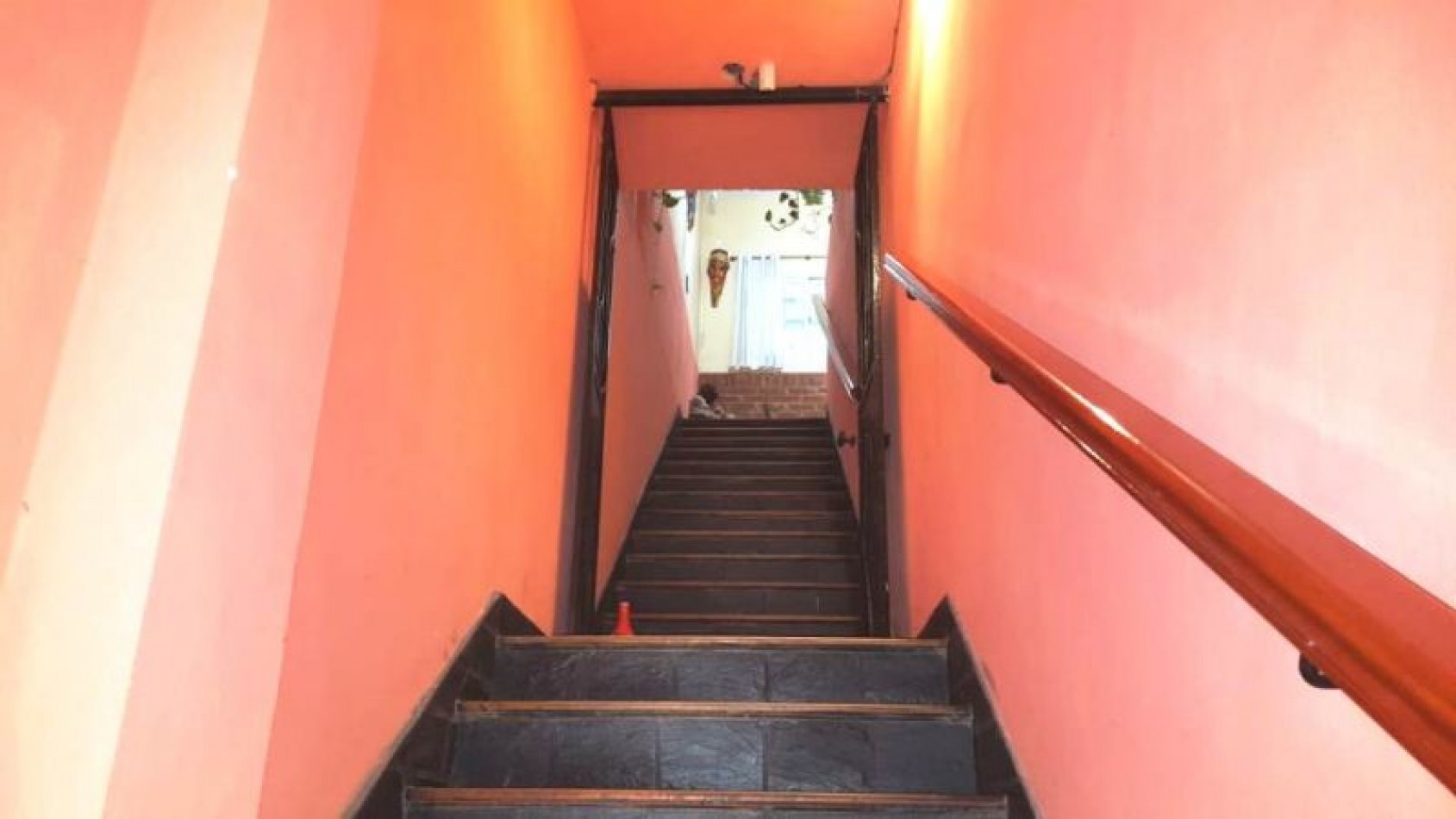 Local con Vivienda 