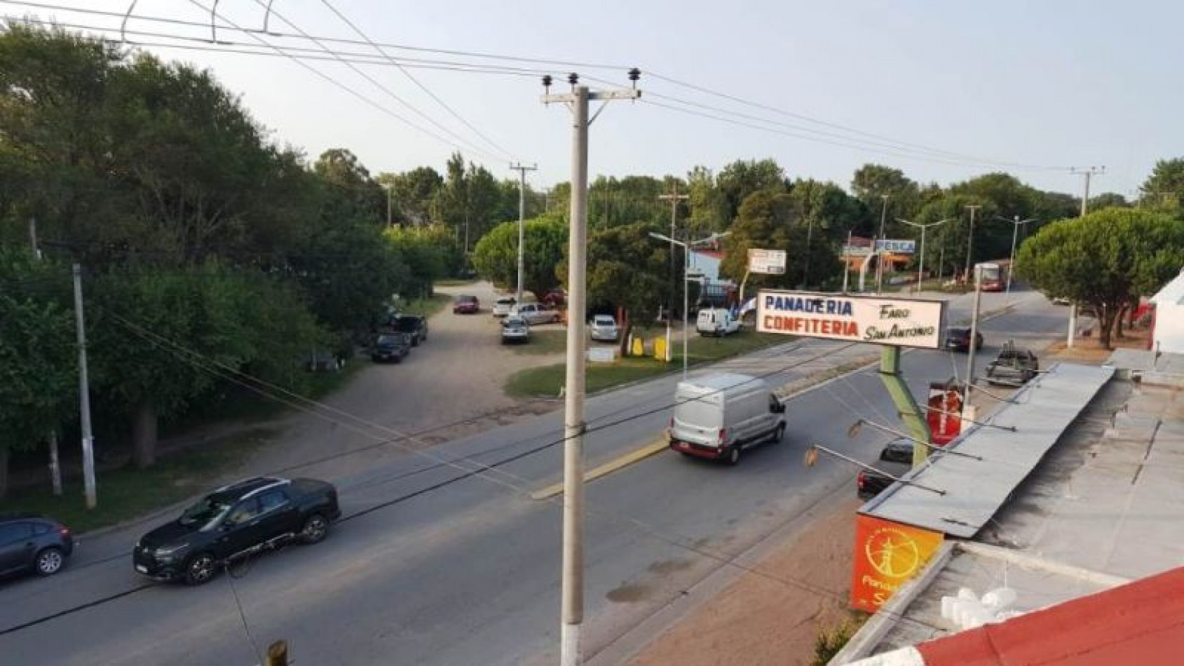 Local con Vivienda 