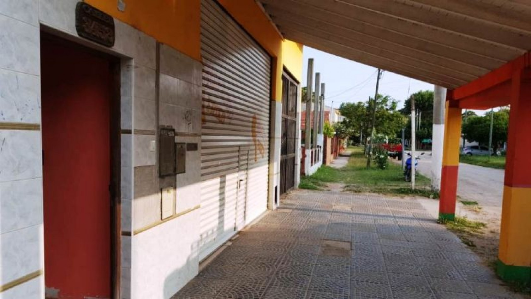 Local con Vivienda 