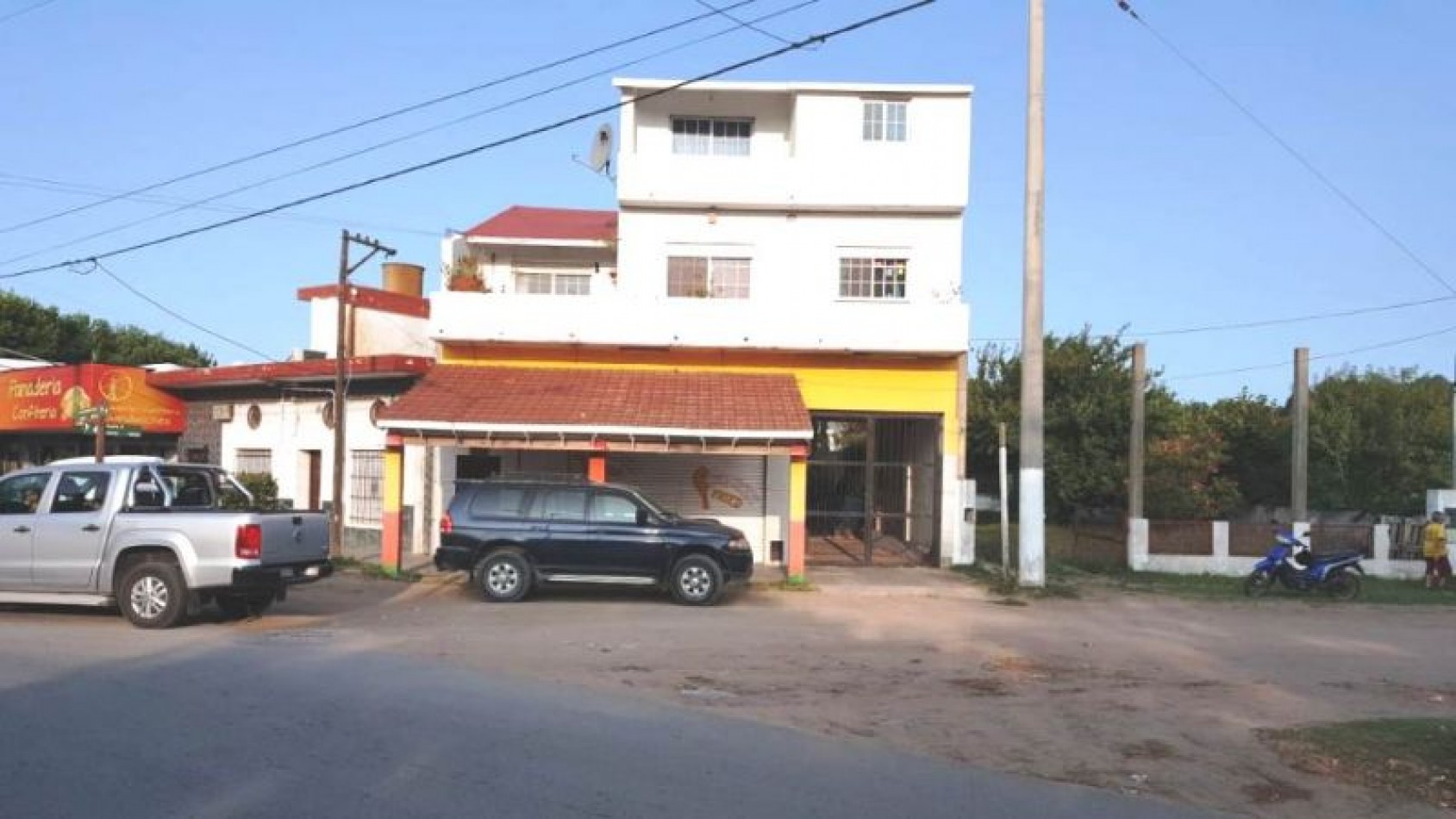 Local con Vivienda 