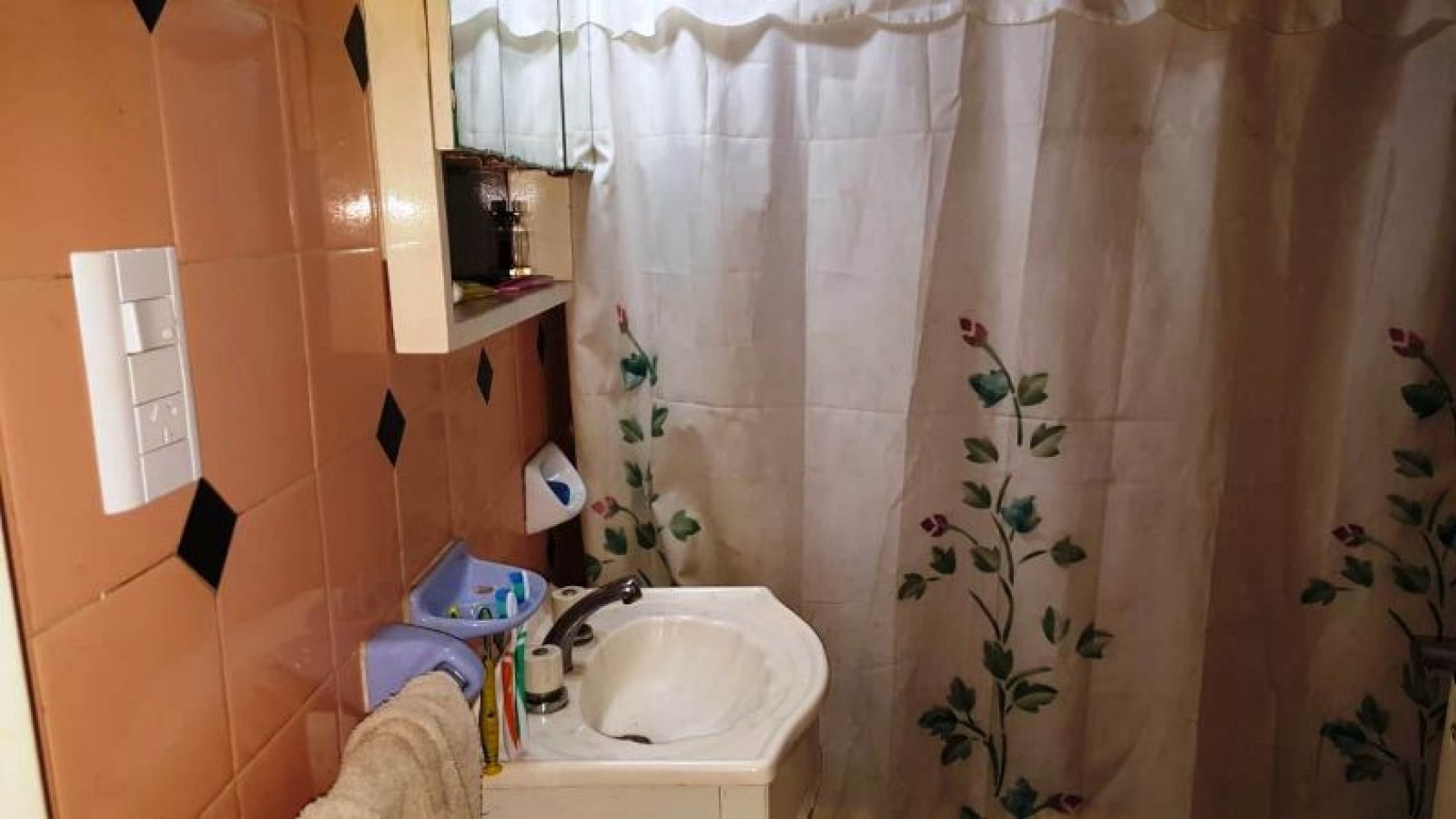 LOCAL CON VIVIENDA