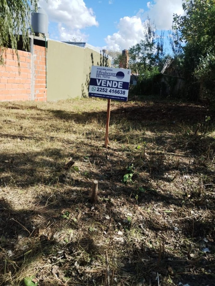 LOTE DE 10 MTS DE FRENTE X 22 MTS DE FONDO APROX.