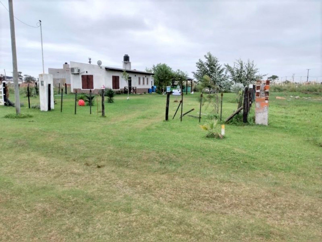 LOTE DE 10 MTS X 40 MTS DE FONDO 