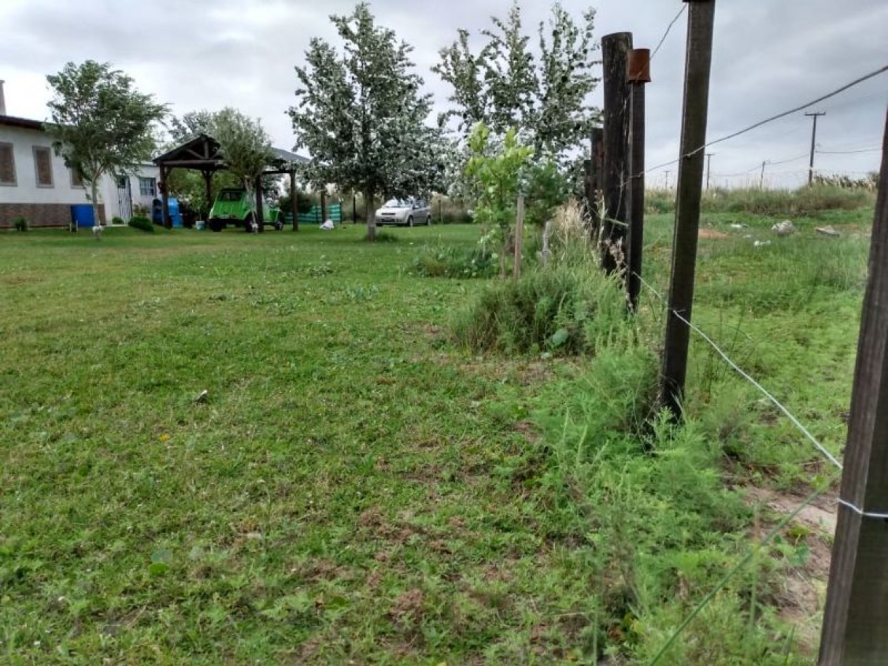 LOTE DE 10 MTS X 40 MTS DE FONDO 