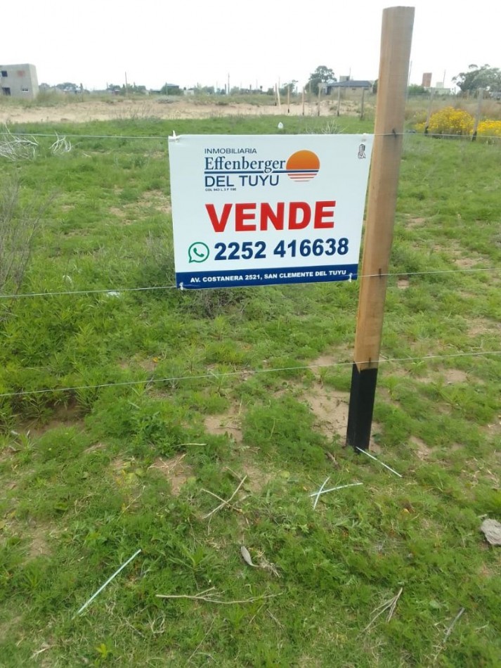 lote de 20mts de frente x40 mts 