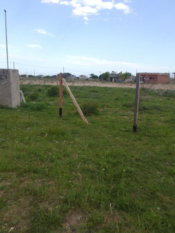 lote de 20mts de frente x40 mts 