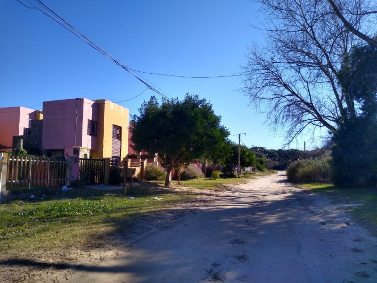 2 lotes de 10mts por 38,40 cada uno 