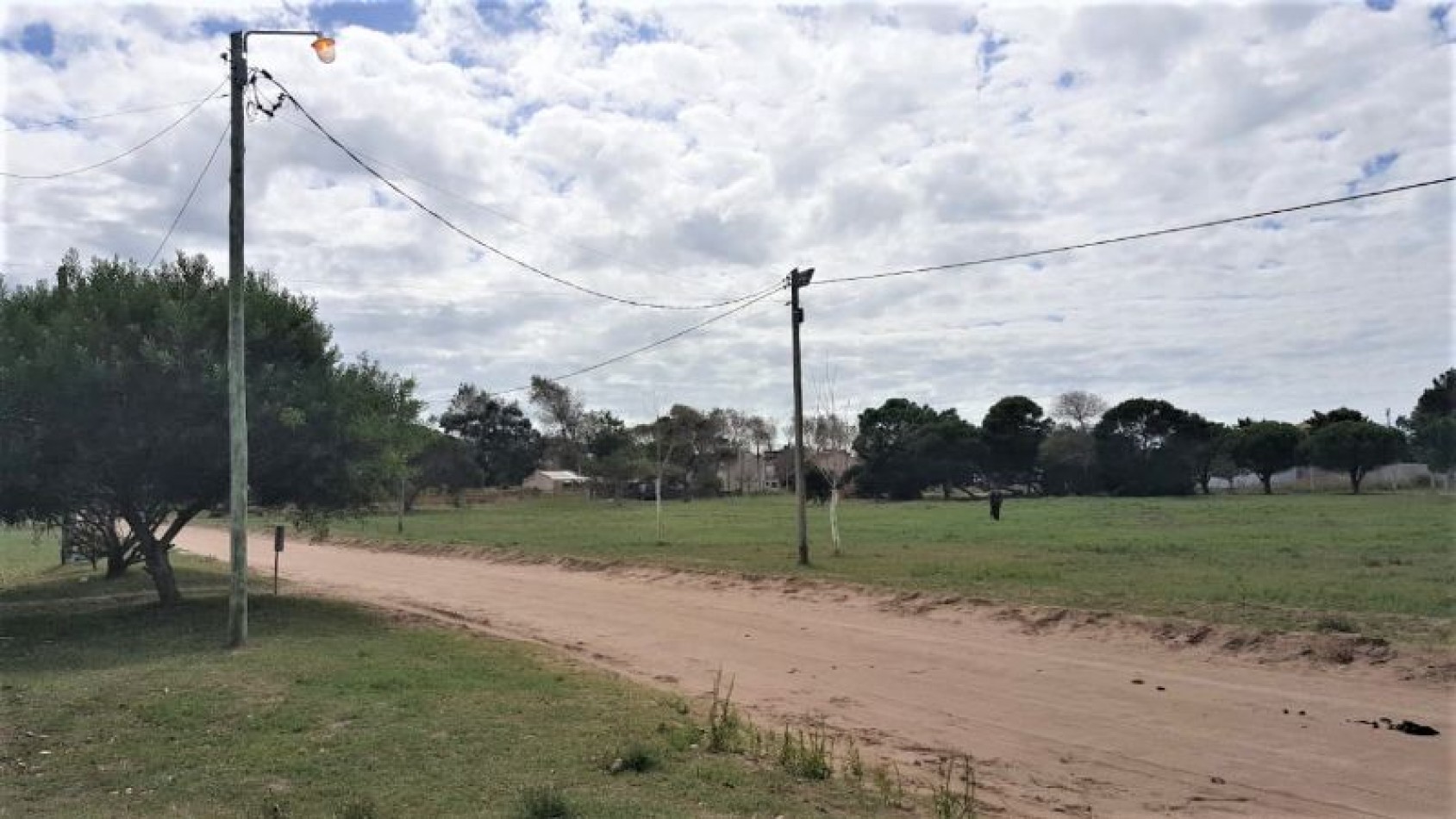 LOTE DE 20MTS DE FRENTE X 47 MTS (APTO CREDITO)