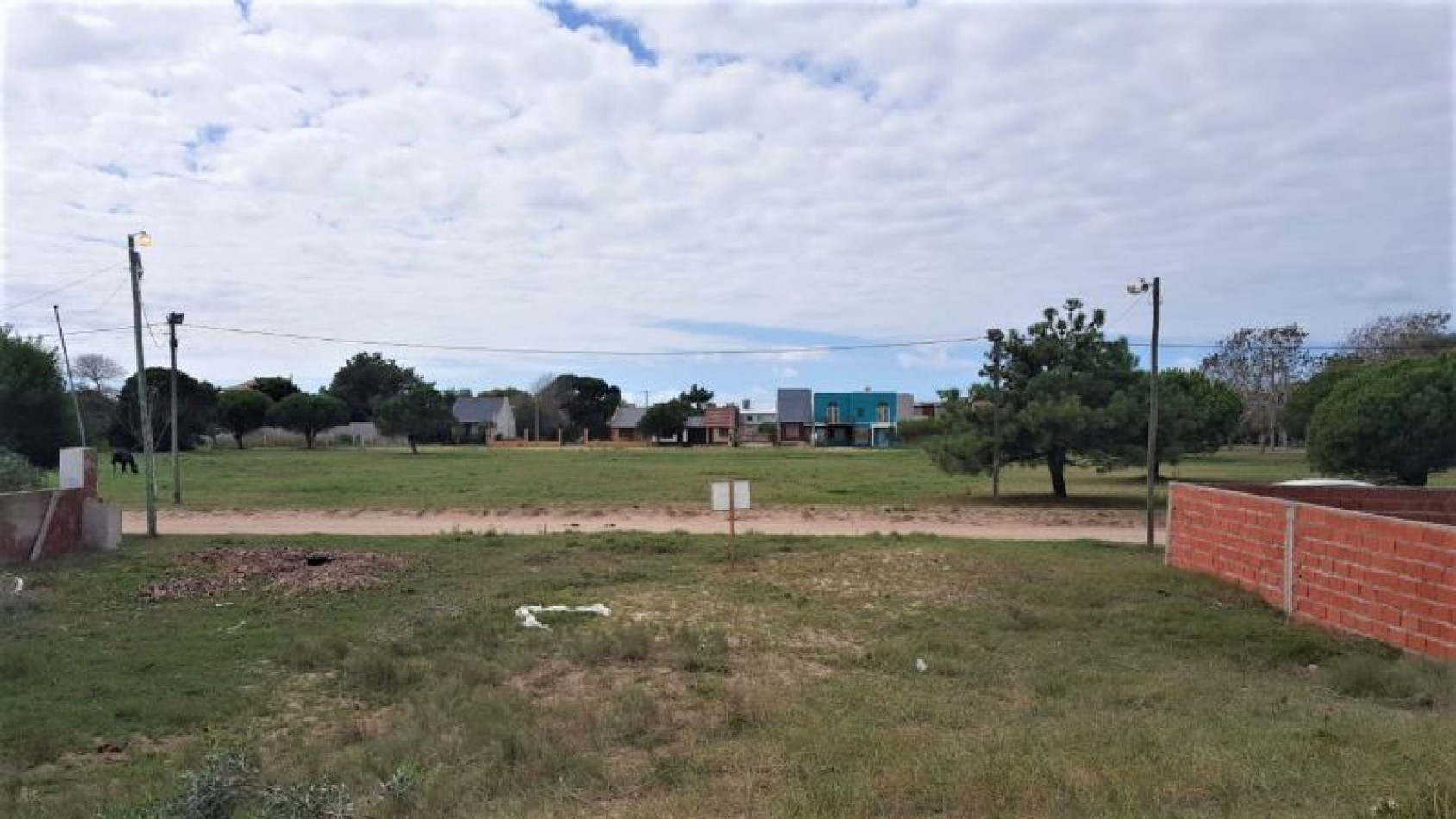 LOTE DE 20MTS DE FRENTE X 47 MTS (APTO CREDITO)