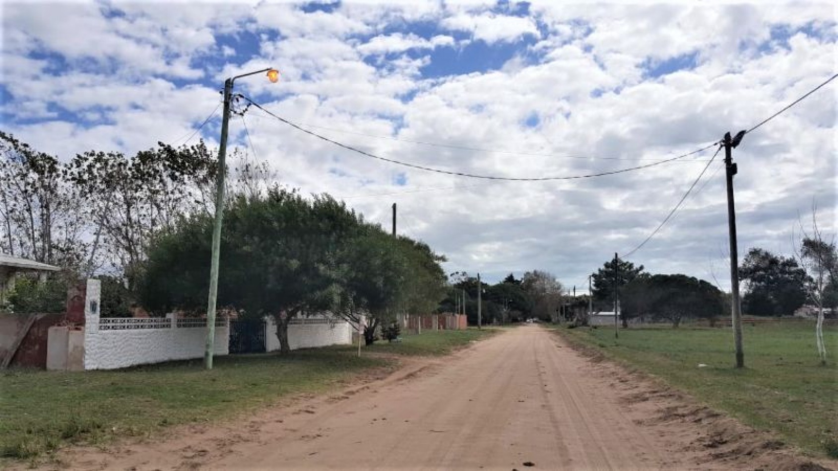 LOTE DE 20MTS DE FRENTE X 47 MTS (APTO CREDITO)