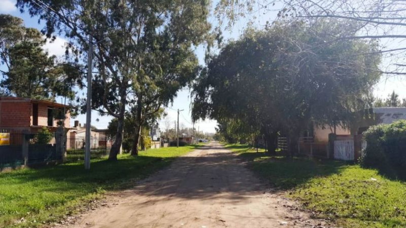 LOTE DE 10 MTS DE FRENTE X 36.5 MTS 