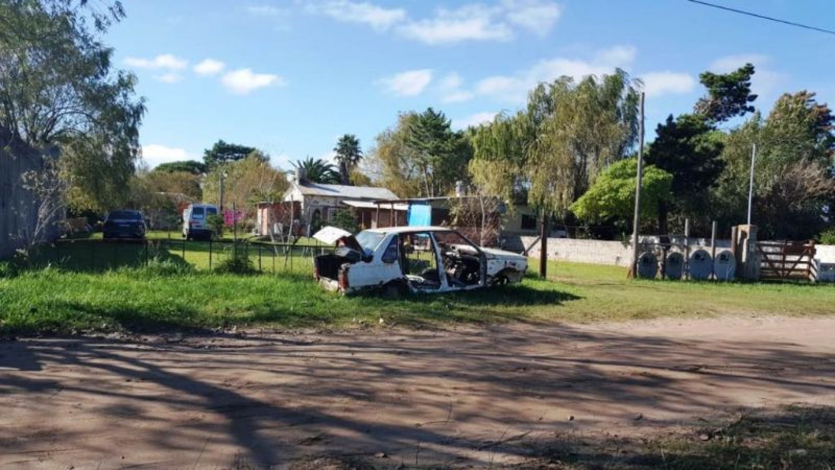 LOTE DE 10 MTS DE FRENTE X 36.5 MTS 