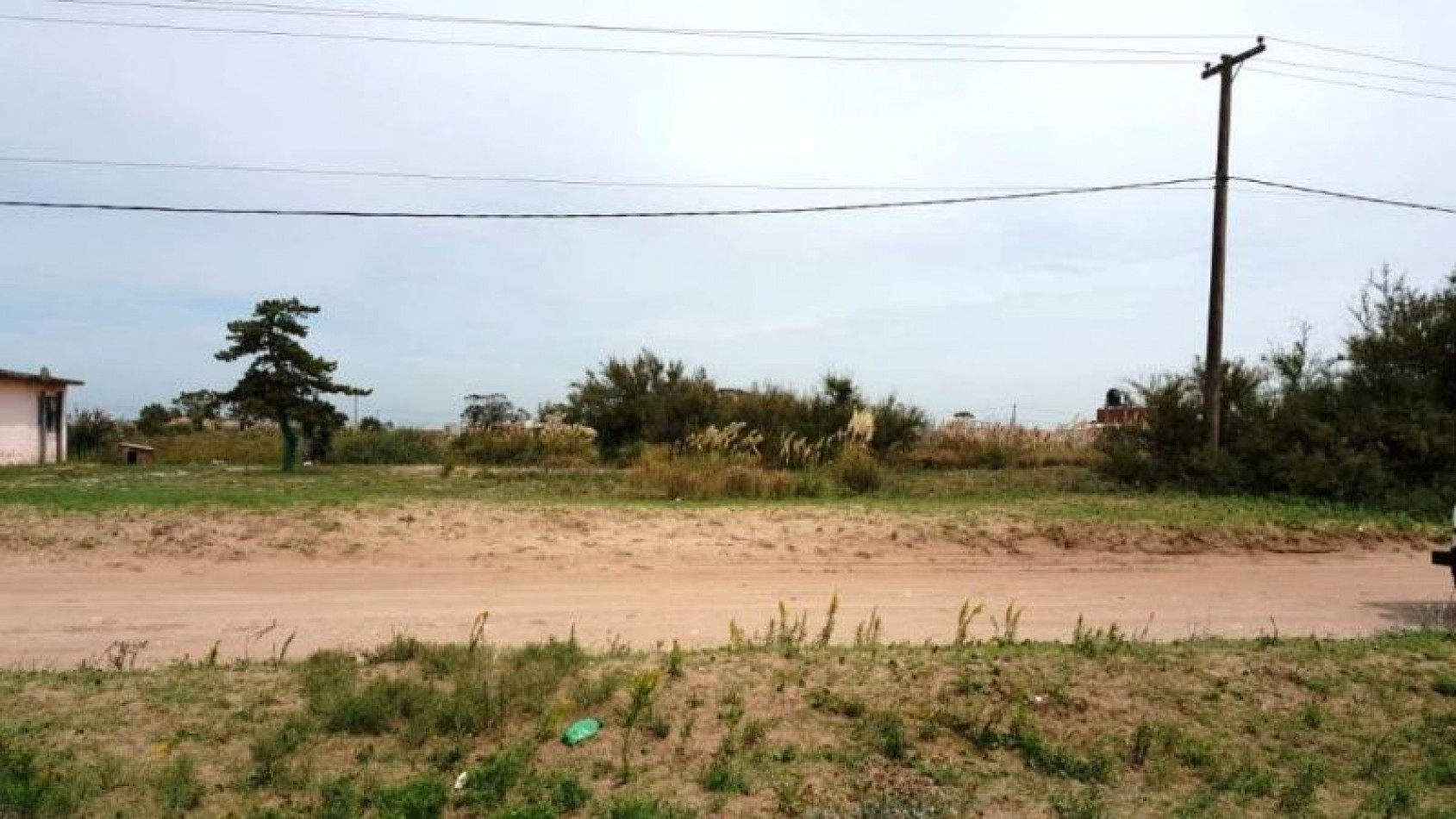 LOTE 20 MTS DE FRENTE X 41 MTS 