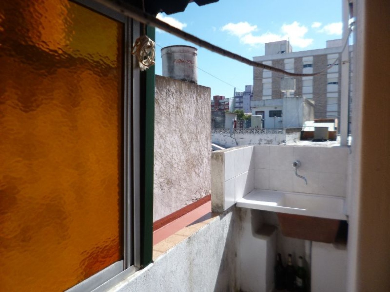 (A05) DEPARTAMENTO 1 AMBIENTE (Apto 4 Personas)PRIMER PISO POR ESCALERA DPTO10.Todo electrico