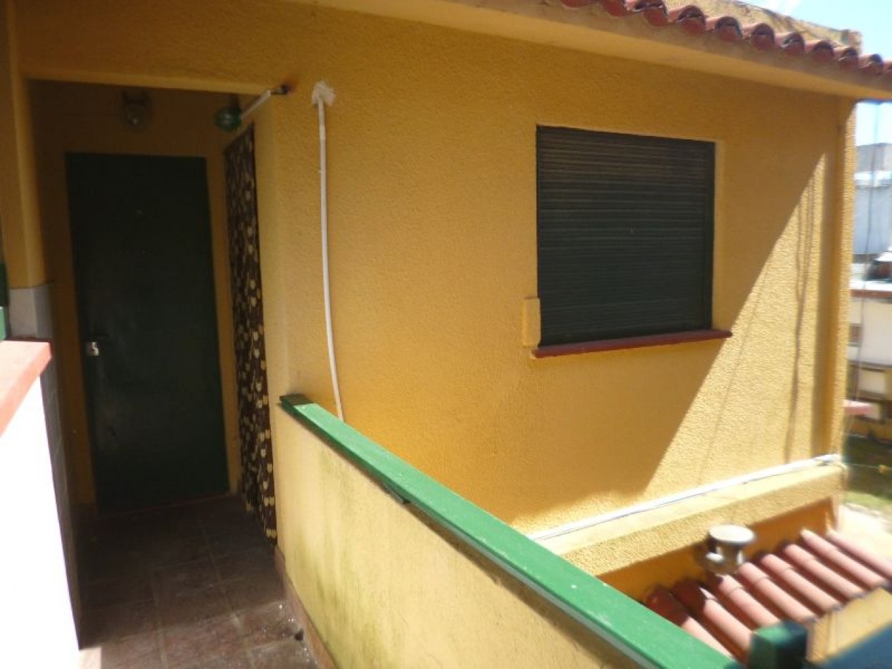 (A05) DEPARTAMENTO 1 AMBIENTE (Apto 4 Personas)PRIMER PISO POR ESCALERA DPTO10.Todo electrico